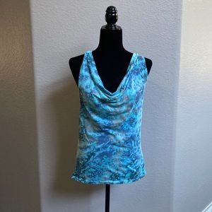 Guess Top Size Medium